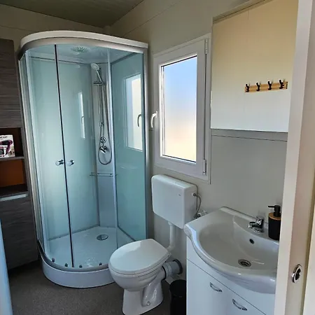 Charta Mobile Toni Hotel